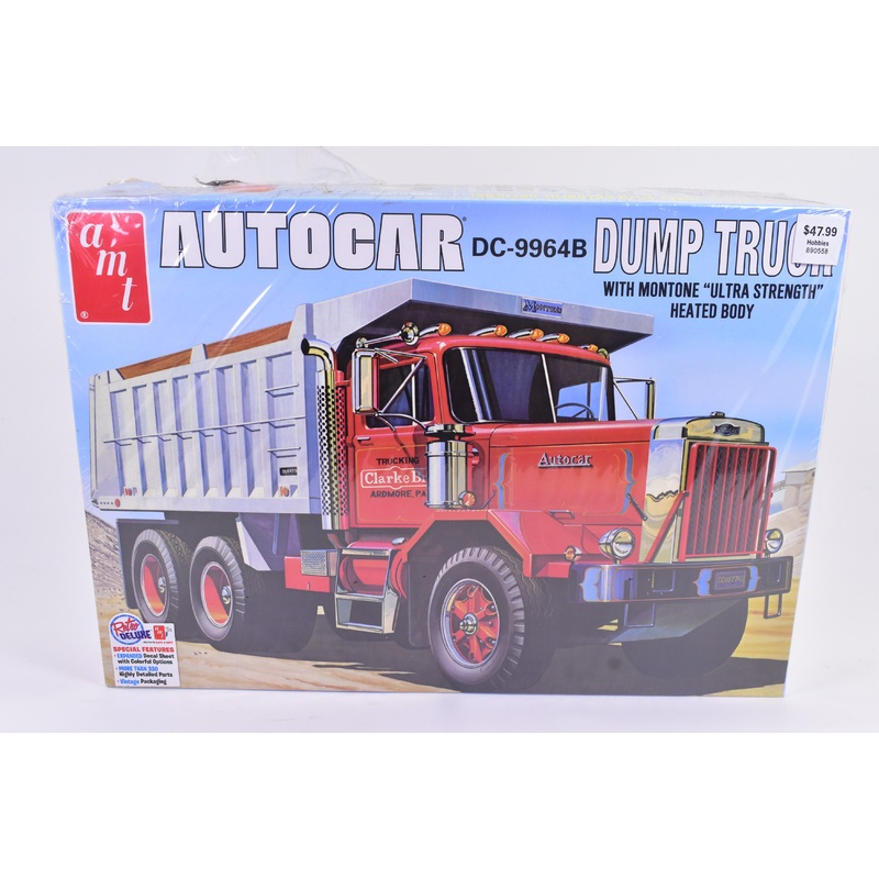 Second Chance AutoCar DC-9964B Dump Truck 1/25 Scale | AMT1150 | AMT Model Kits