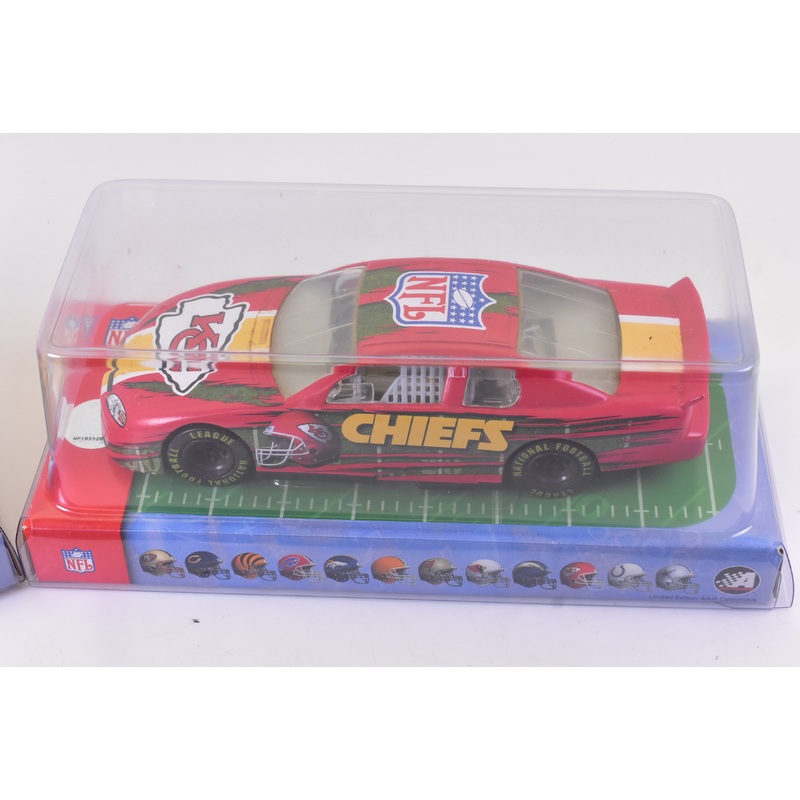 Second Chance Chiefs Football  Special Eition 1:18 Scale | 32610 | Action