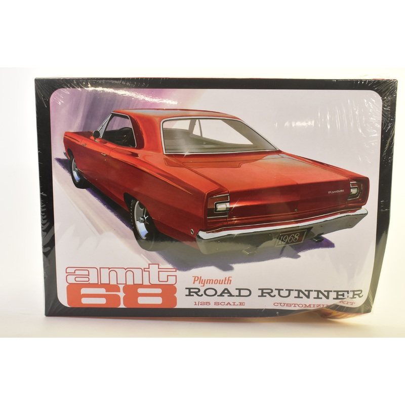 Second Chance  1968 Plymouth Road Runner  1/25 Scale | AMT1363 | AMT Model Kit