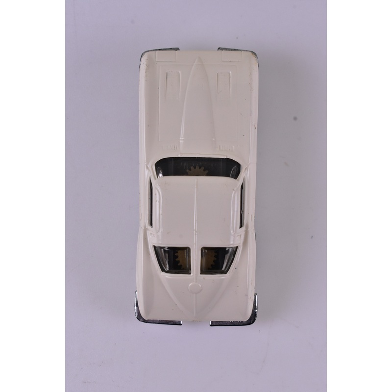1964 Corvette "Sting Ray"  ThunderJet White | 1356-W-2 | Aurora Model Motoring