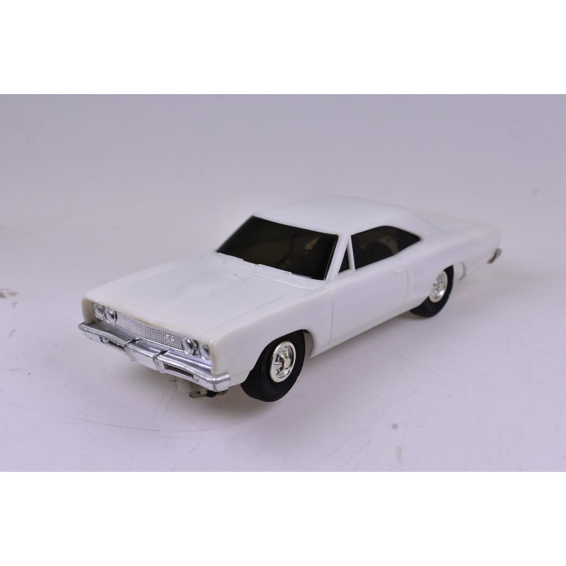 1966  Dodge Coronet White  1/32 Slot Car  | 1126-1 | Eldon