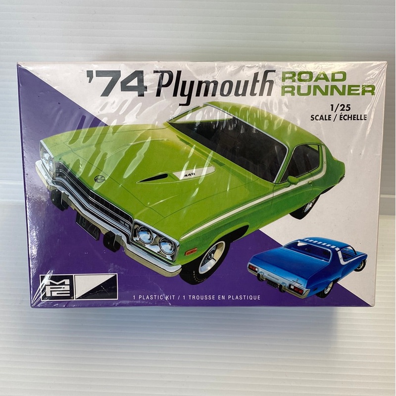 1974 Plymouth Road Runner | MPC920  | AMT Model
