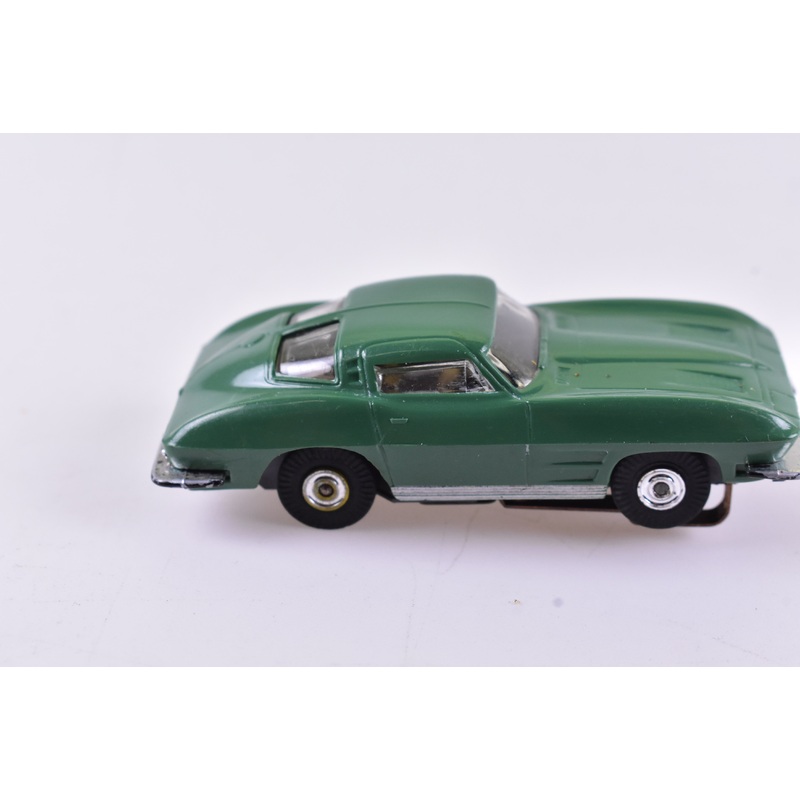 1964 Corvette "Sting Ray"  ThunderJet Green | 1356-G-1 | Aurora Model Motoring