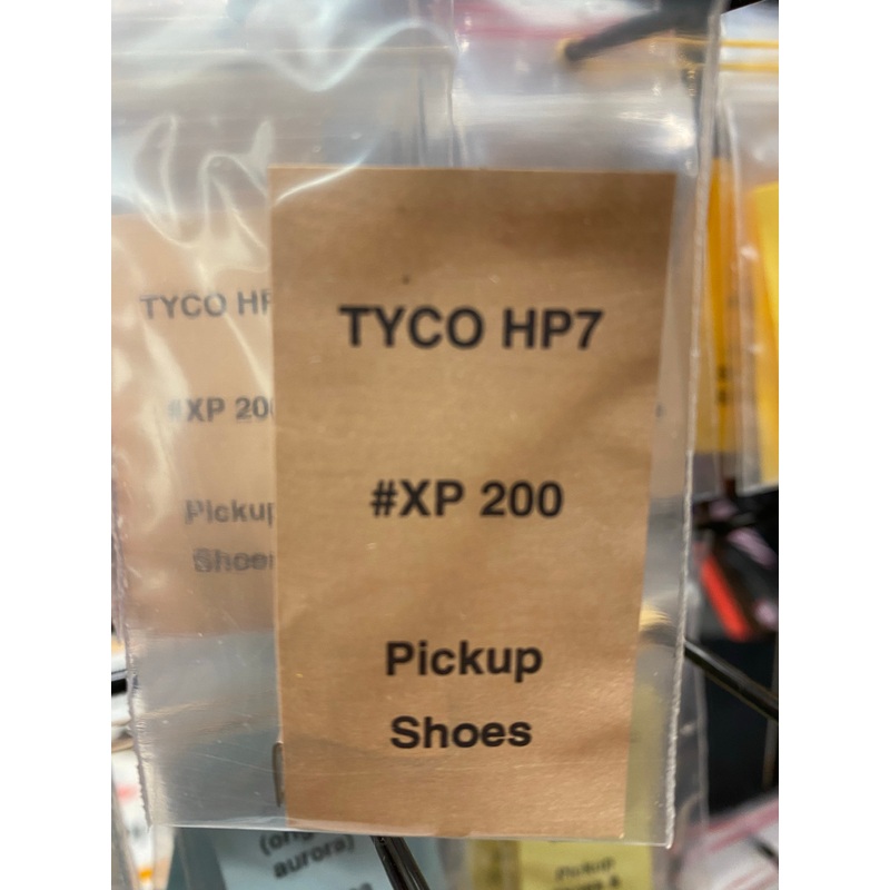 Pickup Shoes | XP 200 | Tyco