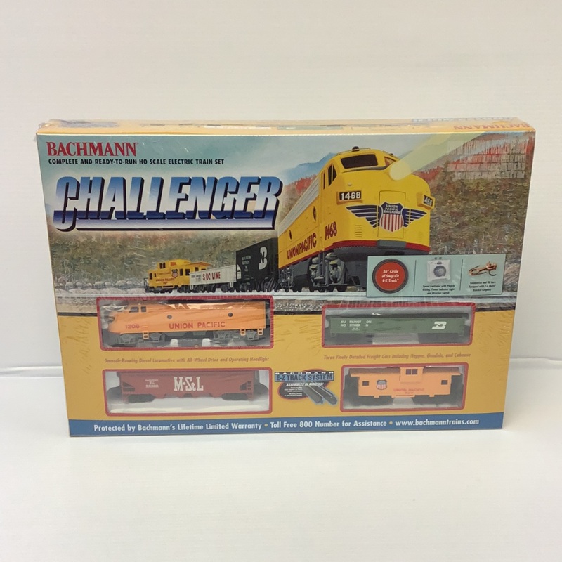 HO Challenger Train Set | 00621 | Bachmann