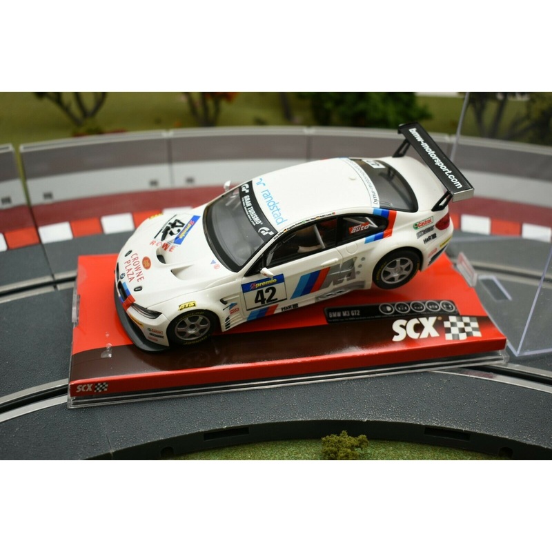 Fiat 124MBMW M3 GT2 "Crown Plaza" | A10156X3U0 | SCX