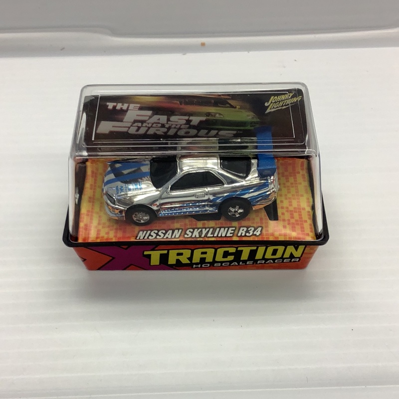 F&F X Traction Slot Cars Fast and Furious Nissan Skyline | 39503 | Johnny Lightning