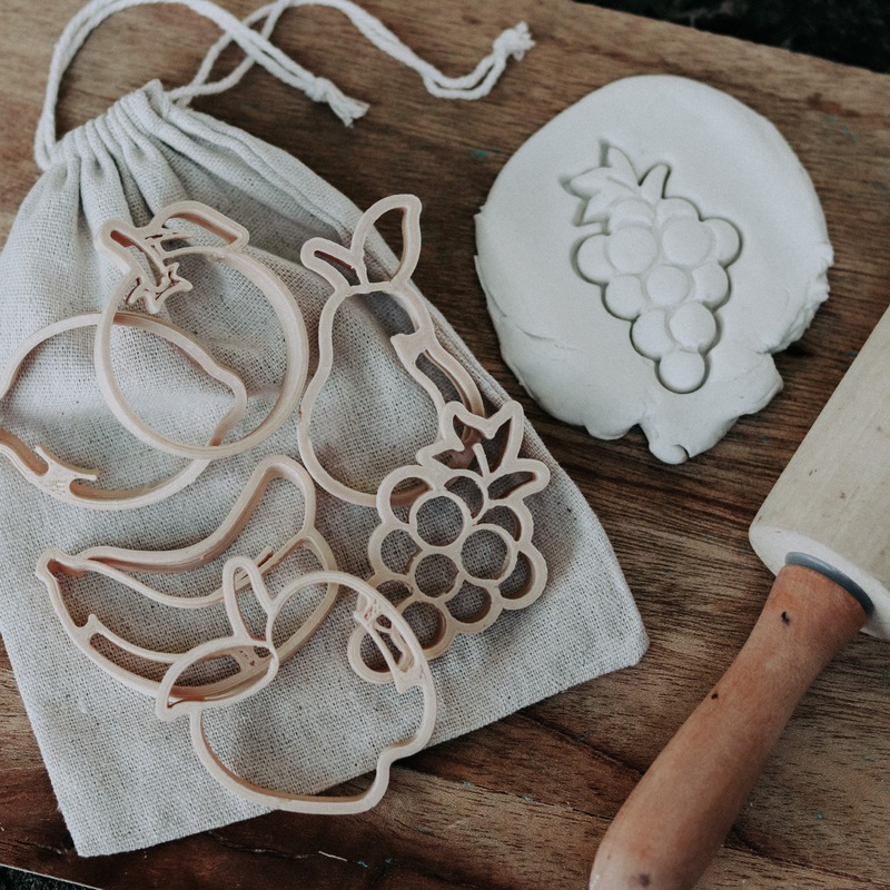 Kinfolk Pantry Mini Fruit Eco Cutter Set