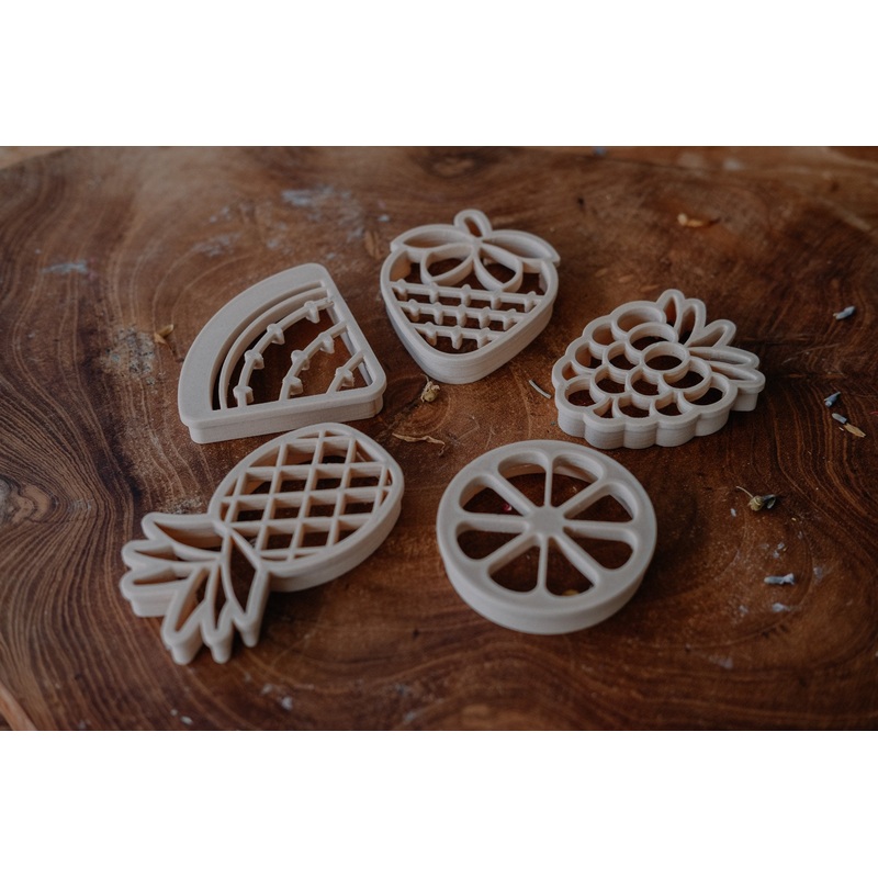 Kinfolk Pantry Mini Summer Fruit Eco Cutter Set
