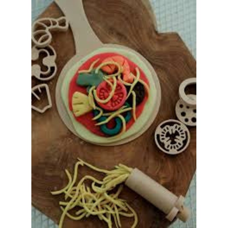 Kinfolk Pantry Pizza Eco Playdough Cutter Set