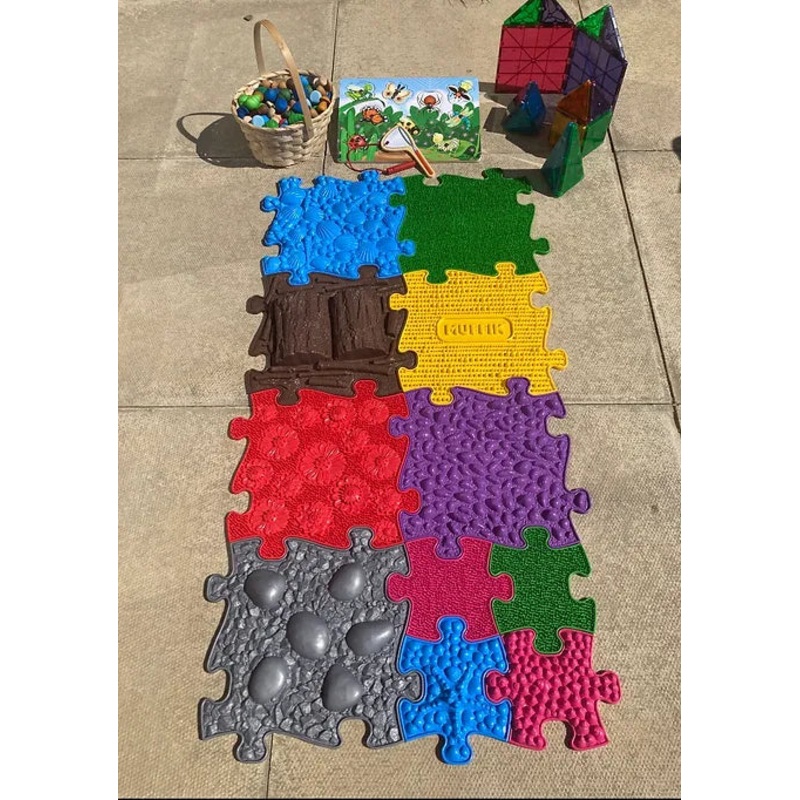 Happy Feet Play Mat - Big & Small