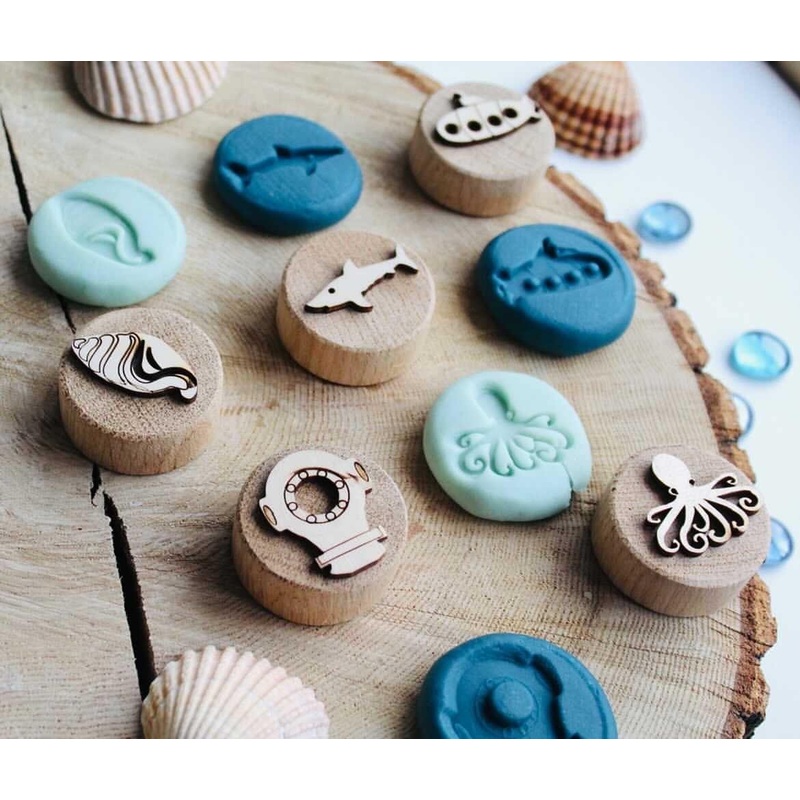 Curiosity Corner Oak Stamps - Under the Sea