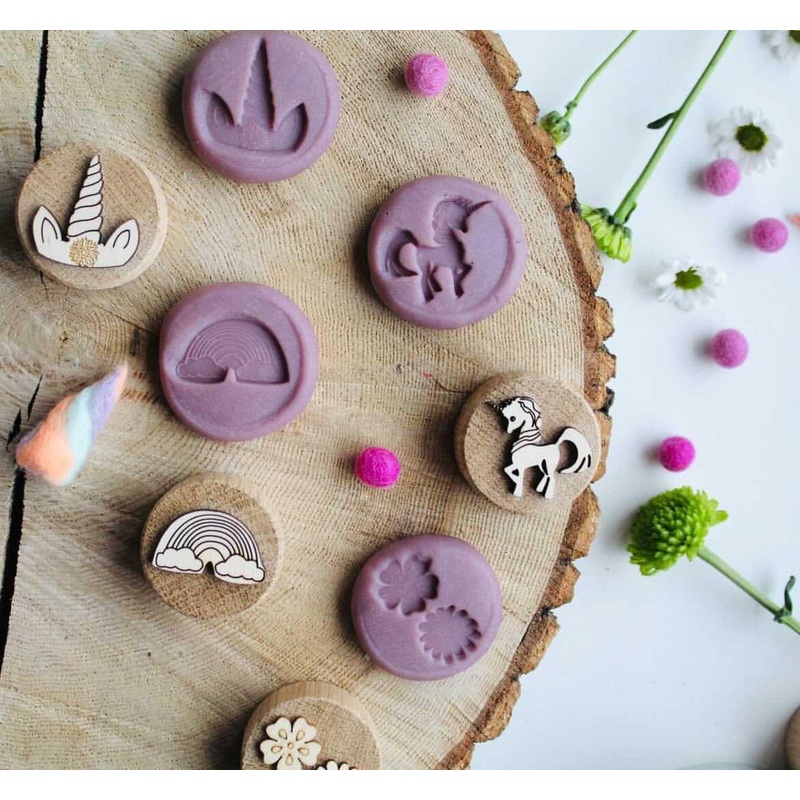 Curiosity Corner Oak Stamps - Unicorn