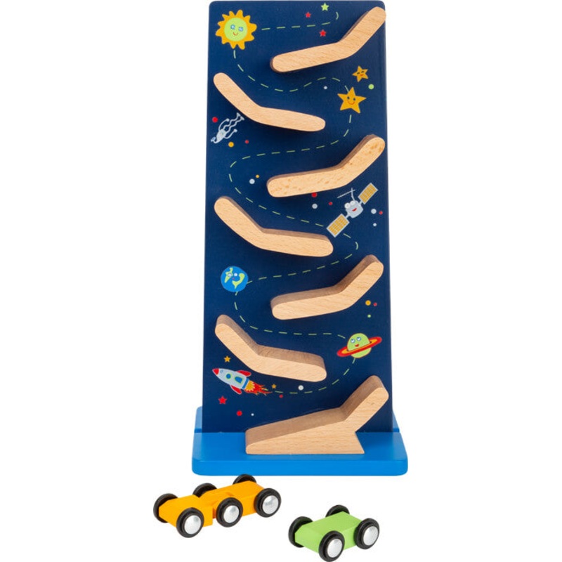 Small Foot Cascading Tower Space