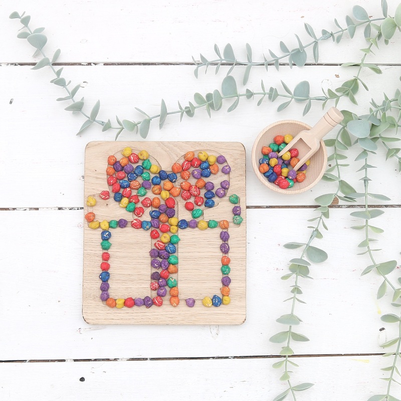 *EXCLUSIVE DESIGN* Christmas Present Oak Sensory Board