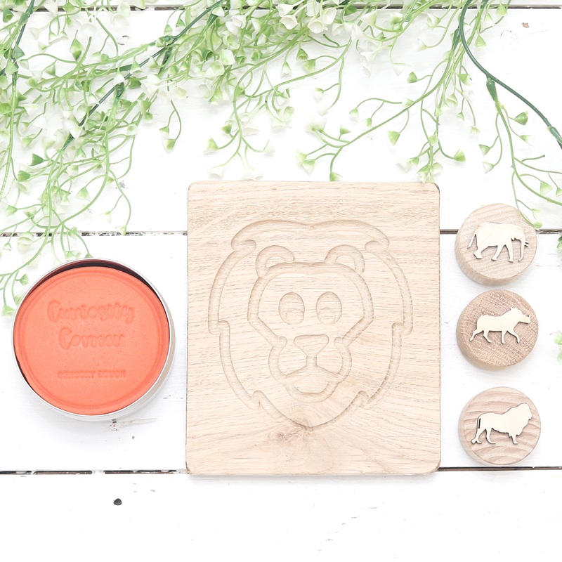 *EXCLUSIVE DESIGN* Safari Lion Oak Sensory Board